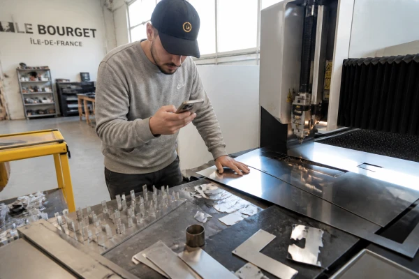 Découpe laser tôle aluminium fine précision Clichy-sous-Bois